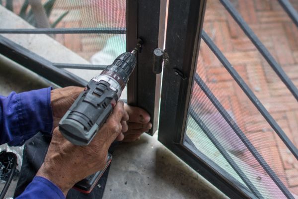 Cost of Steel Window Repair in Rockville